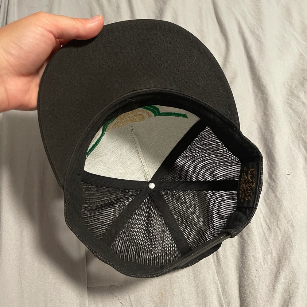 SnapBack hat - Picture 3 of 4